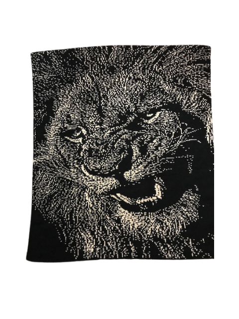 Roar Throw, double-knit snarling lion, black and white, front